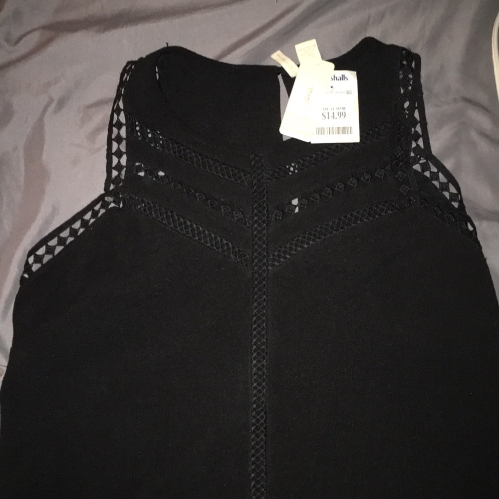 Woman’s dressy sleeveless shirt